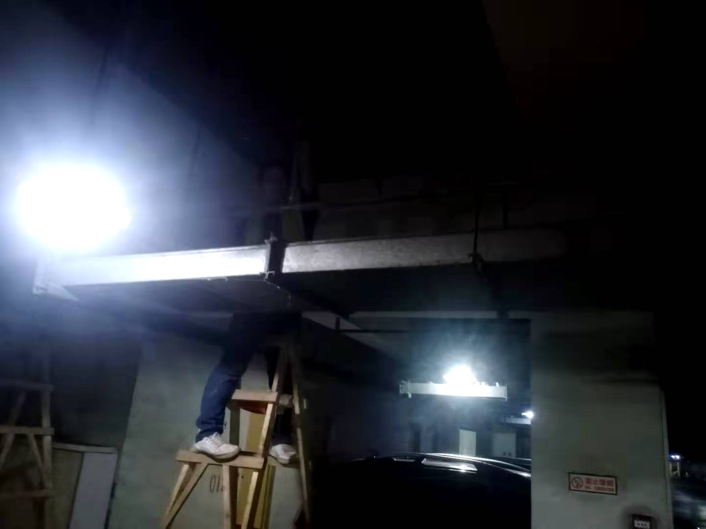 消防噴淋如何安裝？廚房噴淋在消防改造時(shí)候需要移位嗎？